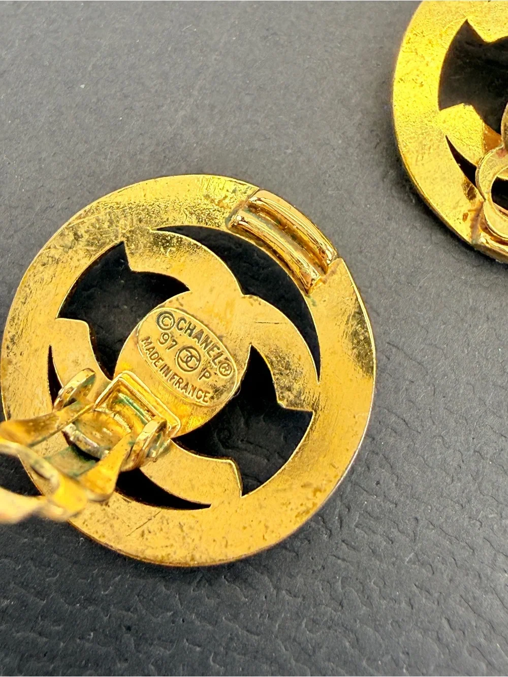 CHANEL Vintage CC Turnlock Logo Round Clip On Earrings